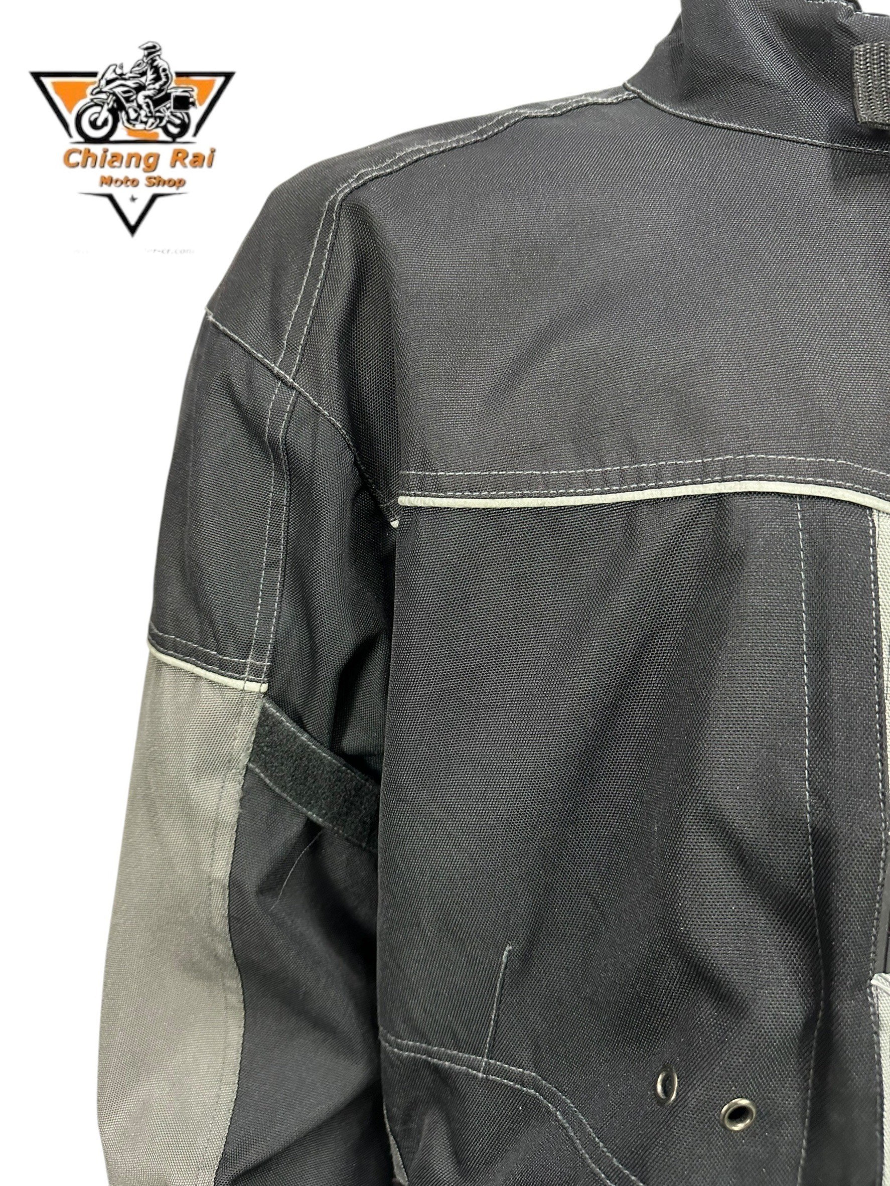 เสื้อขี่มอเตอร์ไซด์( มือสอง) RCTA 683 อก 50" ยาว 28"(XL) **Reward**