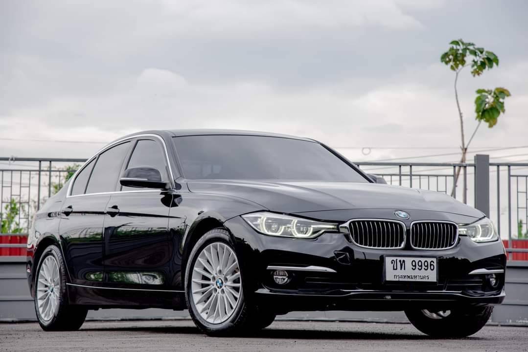 Bmw 320d F30 LCI ปี 2017
