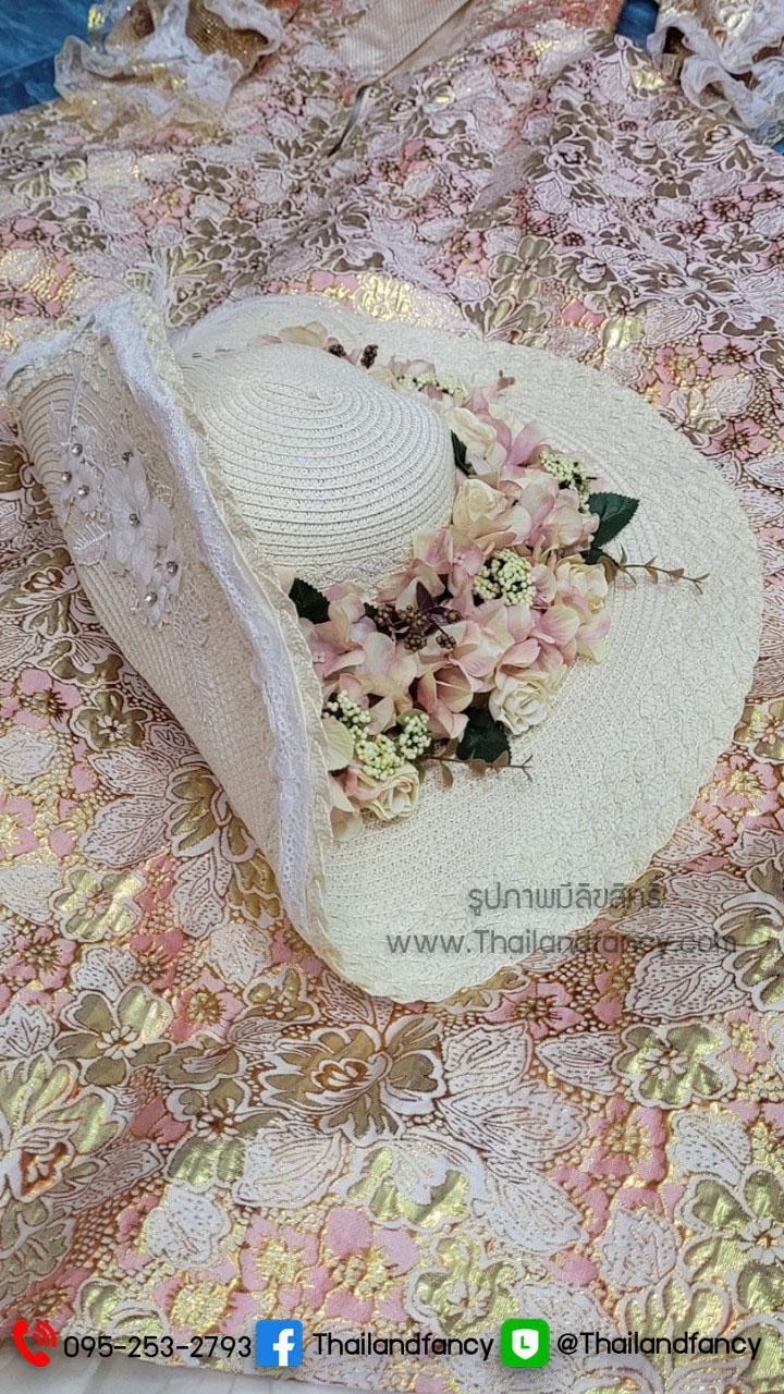 ชุดแฟนซีผู้หญิงสำหรับเช่า ชุดวิคตอเรีย ชุดเจ้าหญิงอังกฤษ ชุดผู้ดีอังกฤษ ชุดหลุยส์ฝรั่งเศส Victoria Cosplay ชุดเช่าเจ้าหญิงยุคเรเนซองค์โกธิคสีชมพูทอง