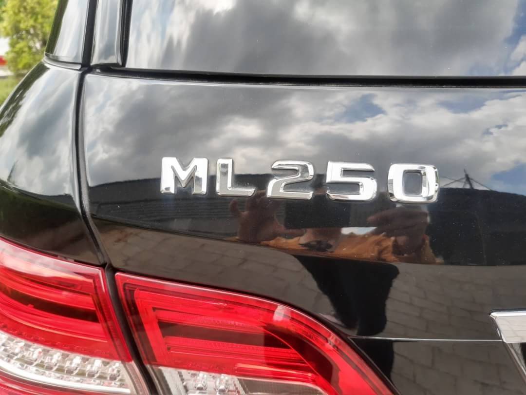 MERCEDES-BENZ ML250 AMG CDI 2.1D ปี2013