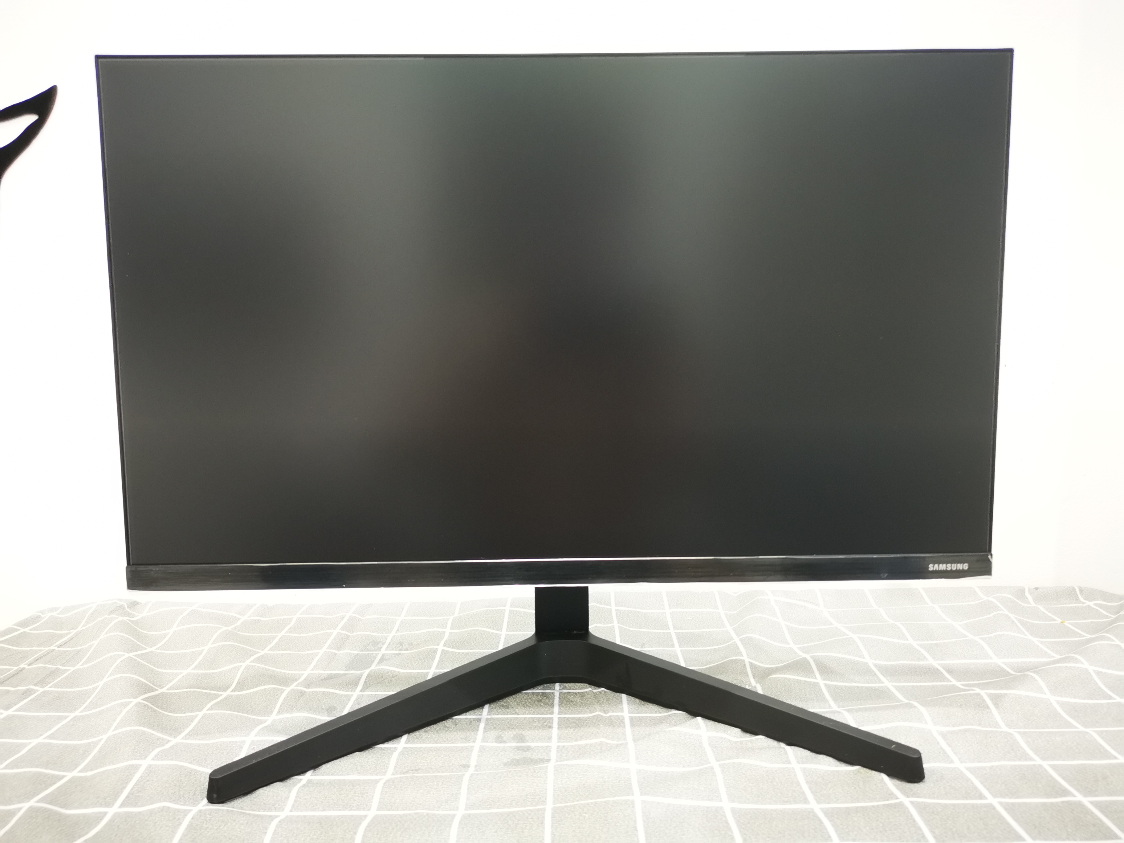 Monitor SAMSUNG LF24T350FHEXXT (IPS, VGA, HDMI) 75Hz