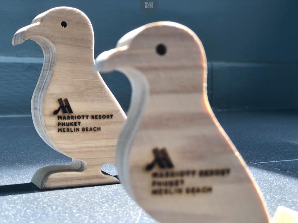 ที่ตั้งโทรศัพท์ตั้งโต๊ะ