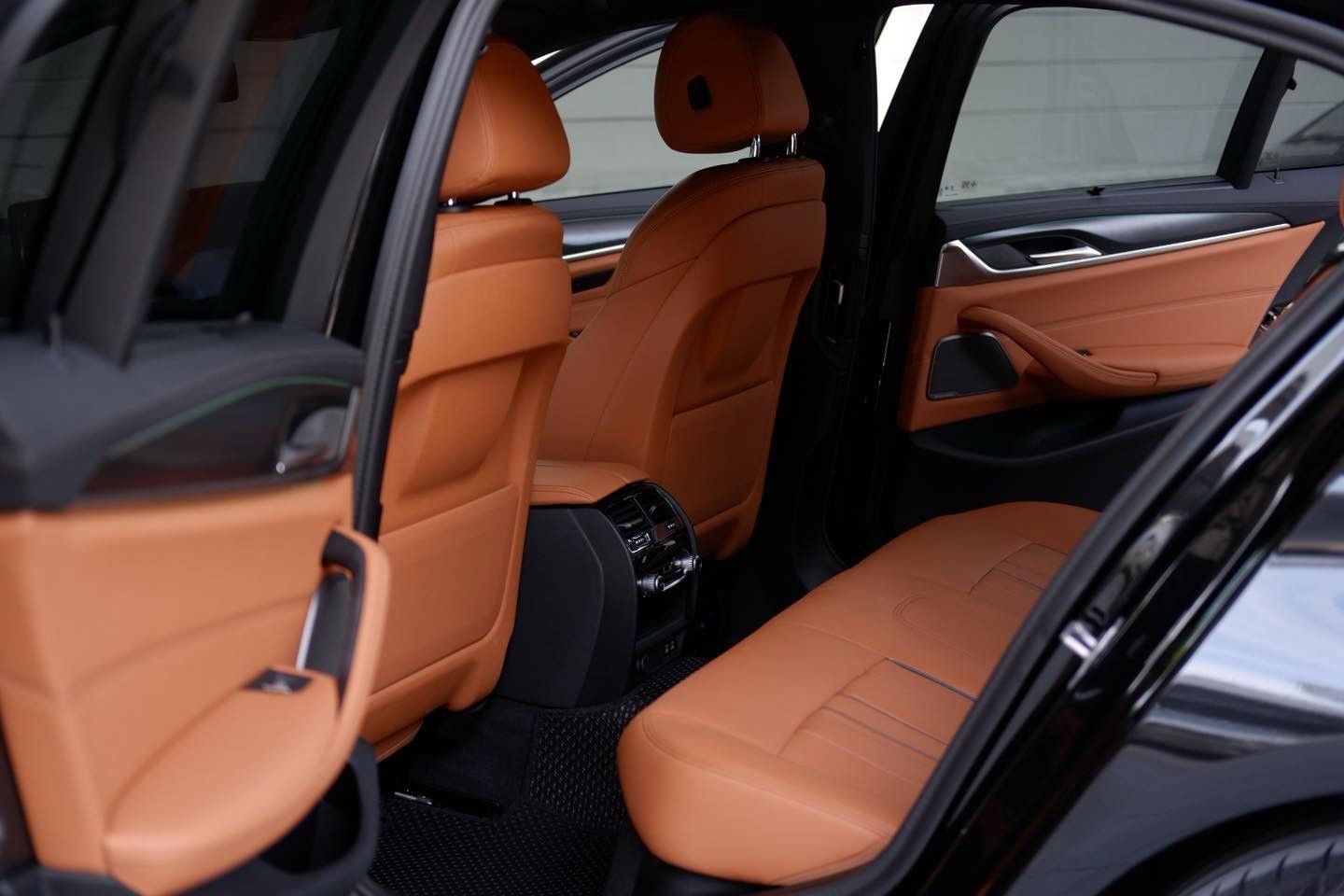 BMW 530e M Sport Pre LCi(G30) ปี 2023 จด 2024