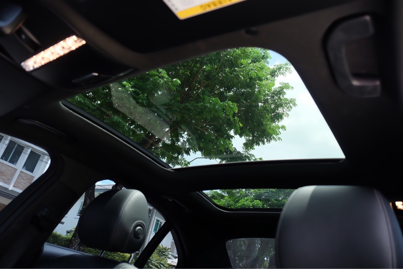 Mercedes-Benz C300e AMG Dynamic W205 Facelift ปี 2020