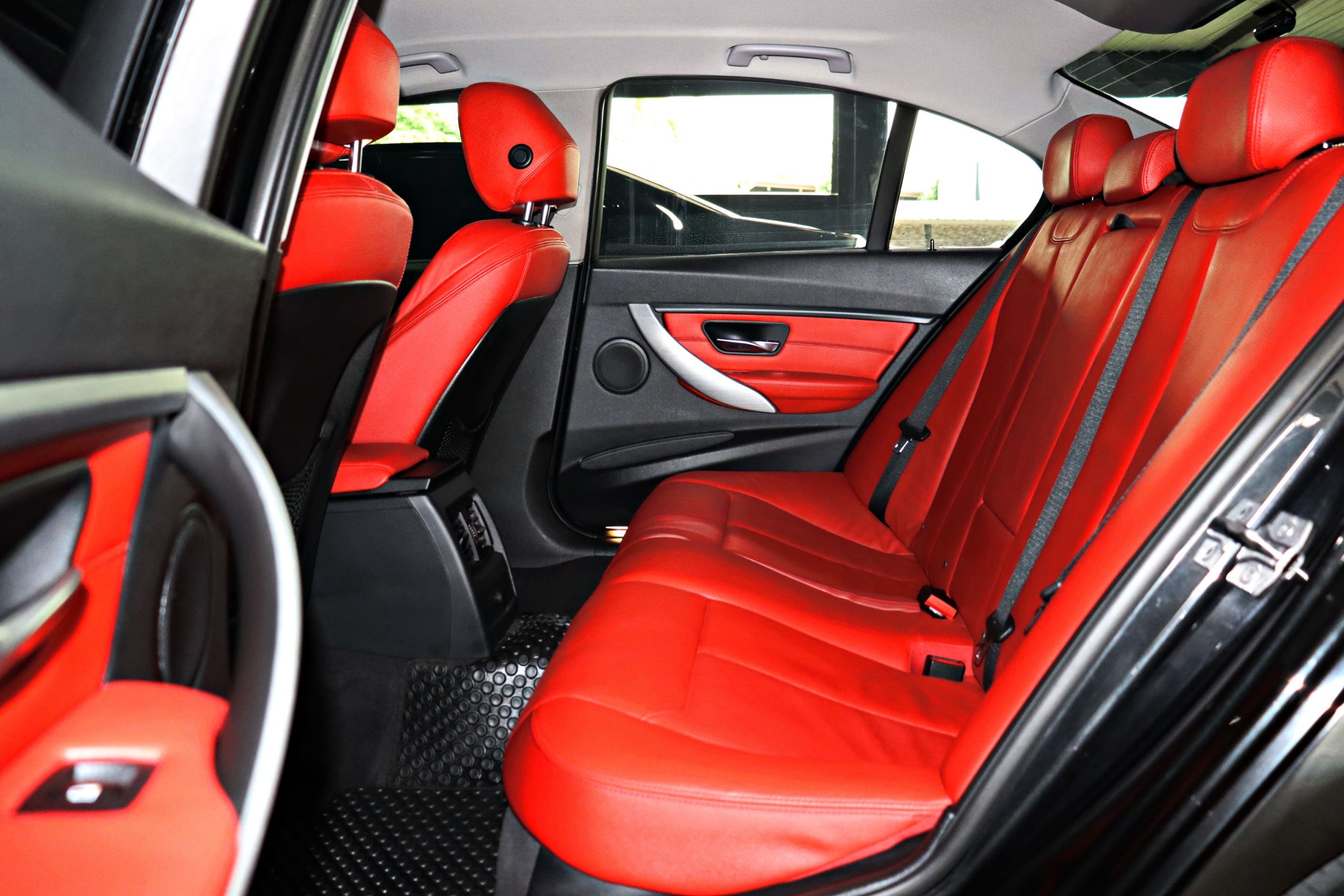 BMW 328i Sport (F30) ปี 2013