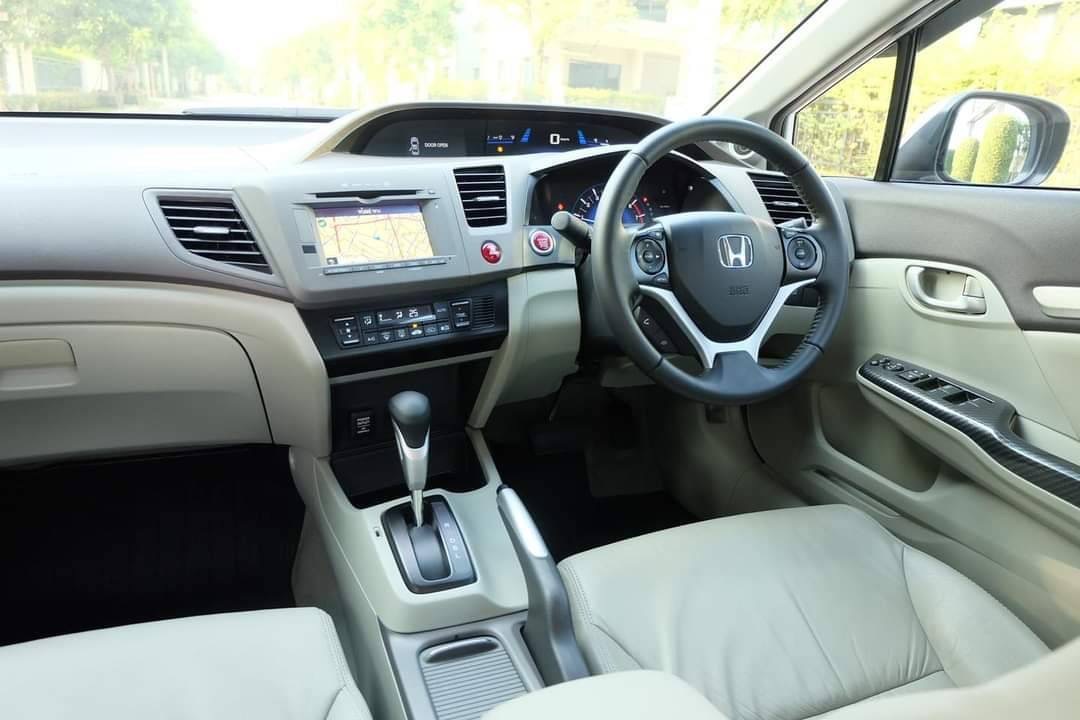 Honda civic รุ่นTop ปี 2013