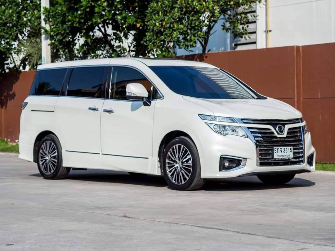 NISSAN ELGRAND 2.5 HIGHWAY STAR ปี 2016