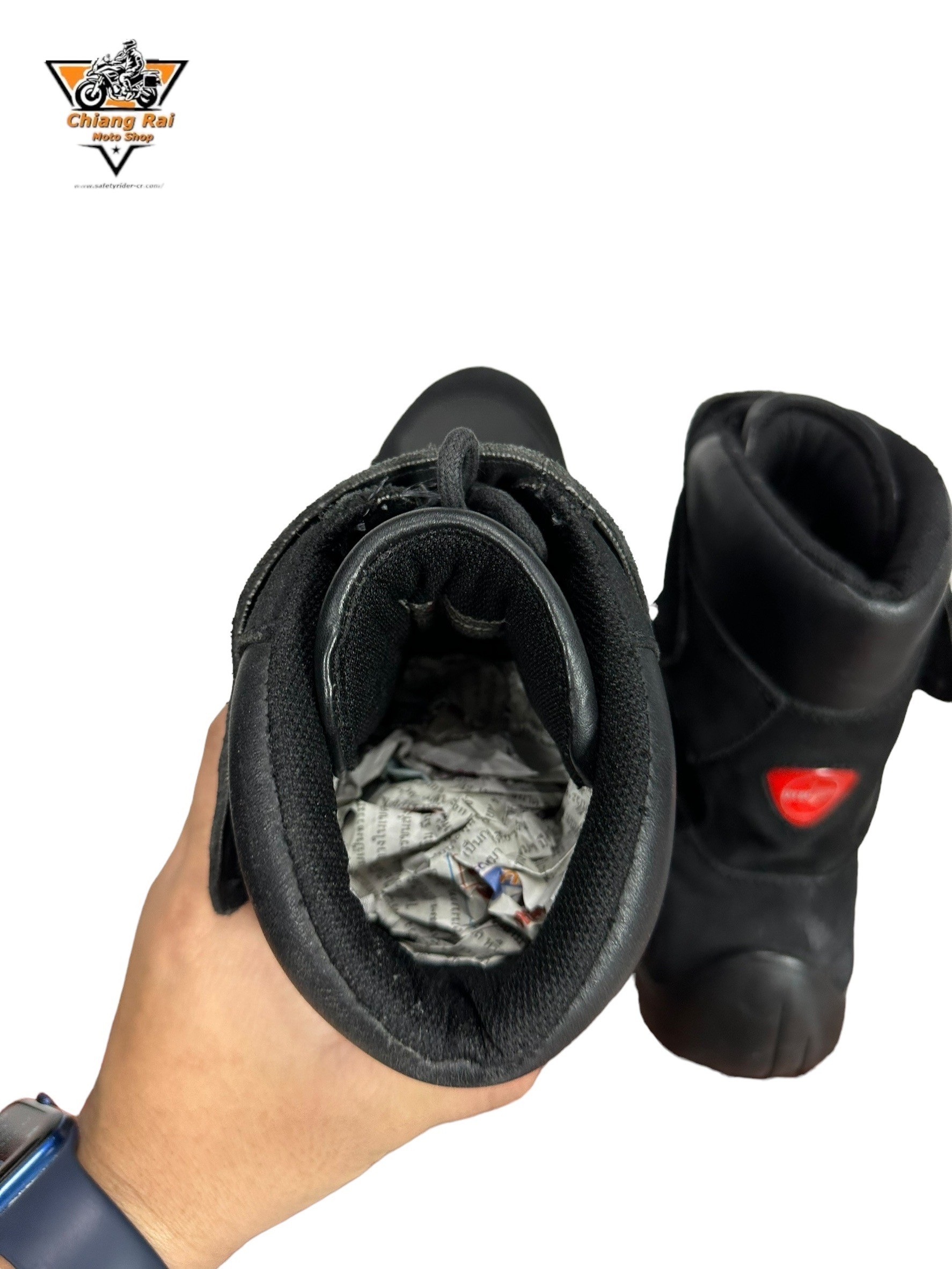 รองเท้าขี่มอเตอร์ไซด์( มือสอง) RCBS-595 Size ขนาดจากป้าย 45:EUR / 10:UK / 27.9:Cm.(dainese)