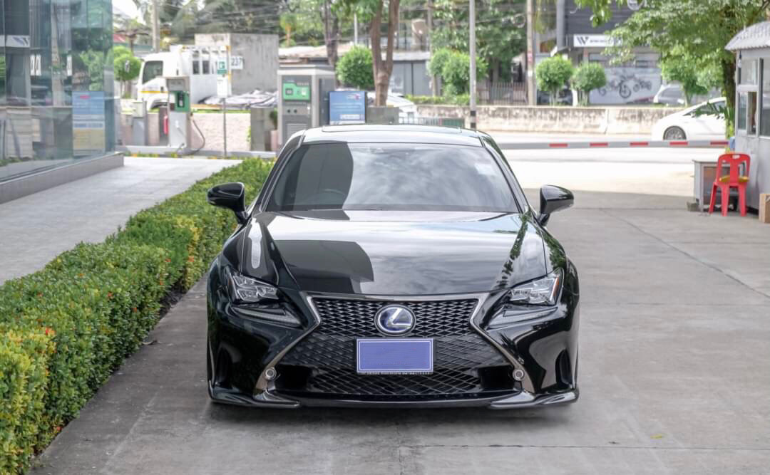Lexus RC300h F-Sport ปี 2015