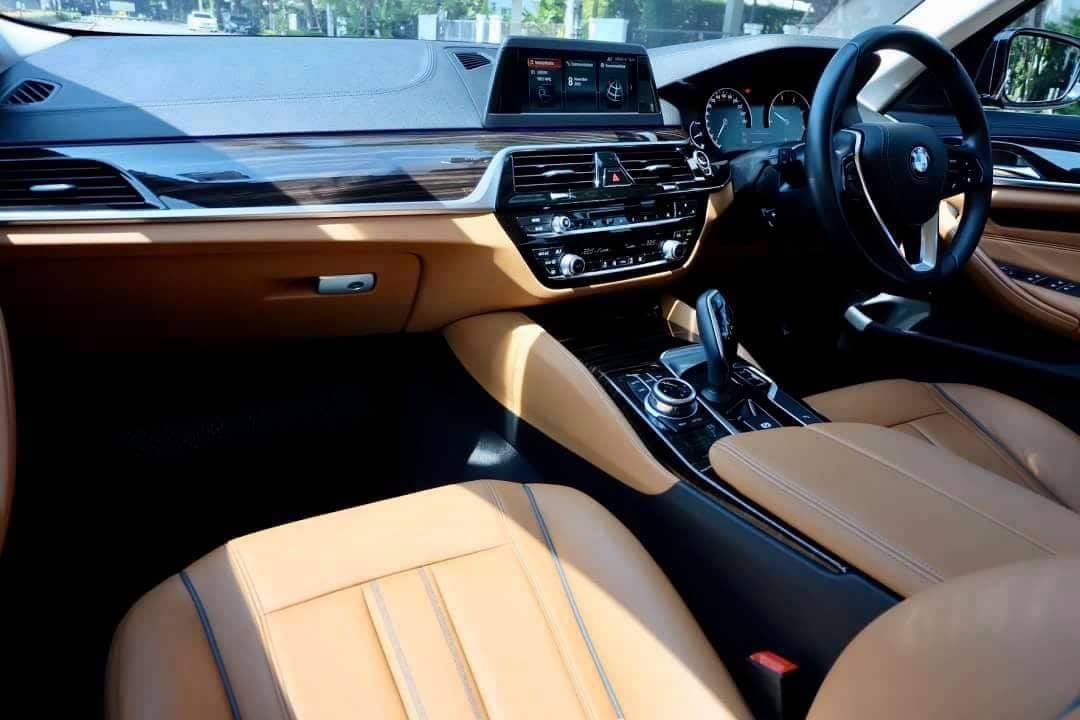 Bmw Series 5 G30 520D ปี 2017