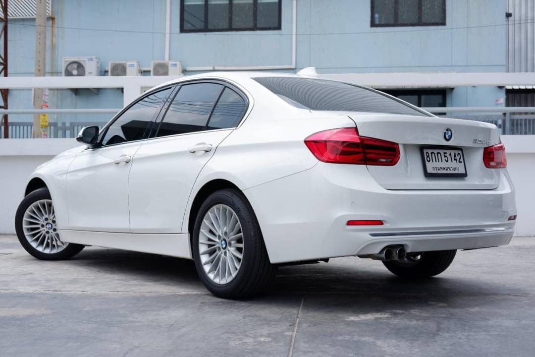 BMW 320d (F30)Lci Diesel ปี 2017