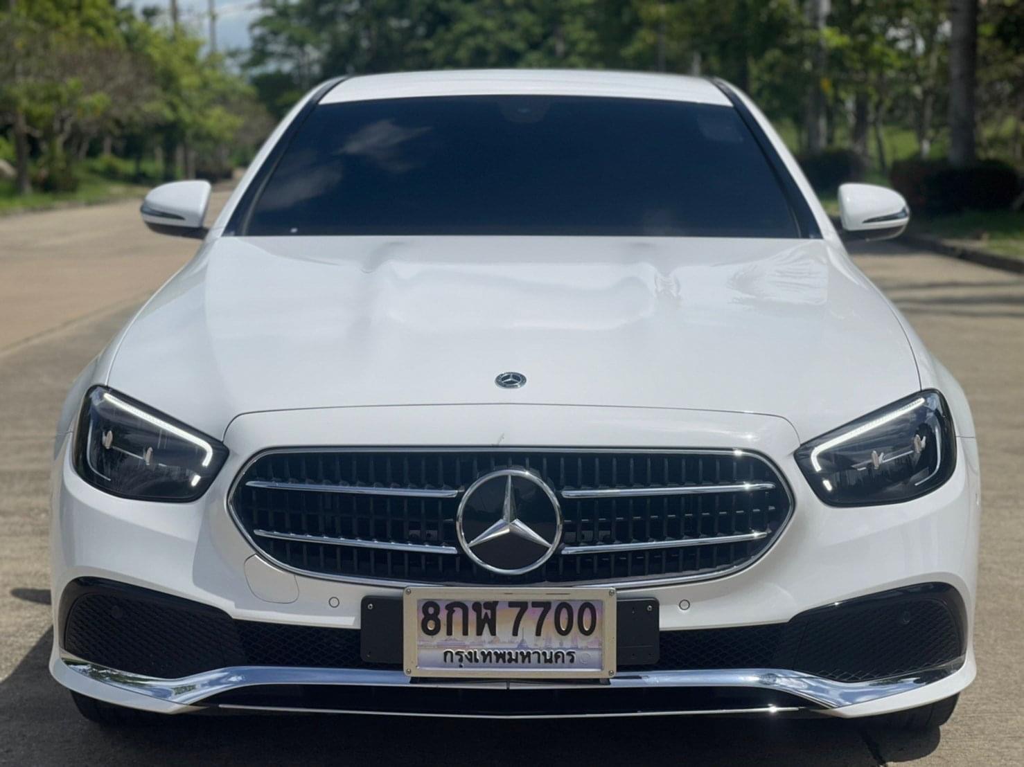 Mercedes-Benz E300e Avangarde Facelift W213 ปี 2022