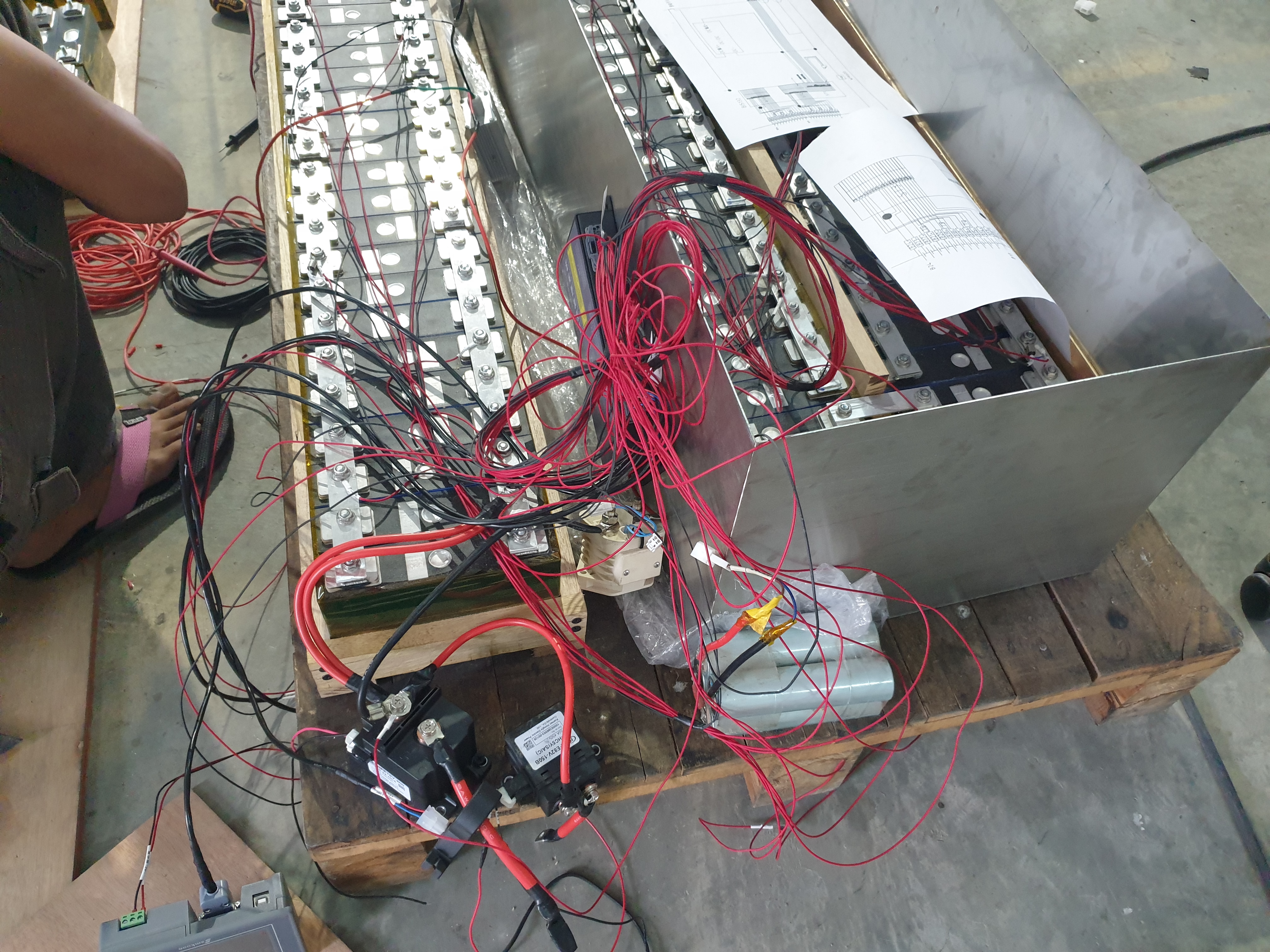 แบตเตอรี่ลิเทียม พร้อม BMS protocal CAN ,rs485 ,Modbus