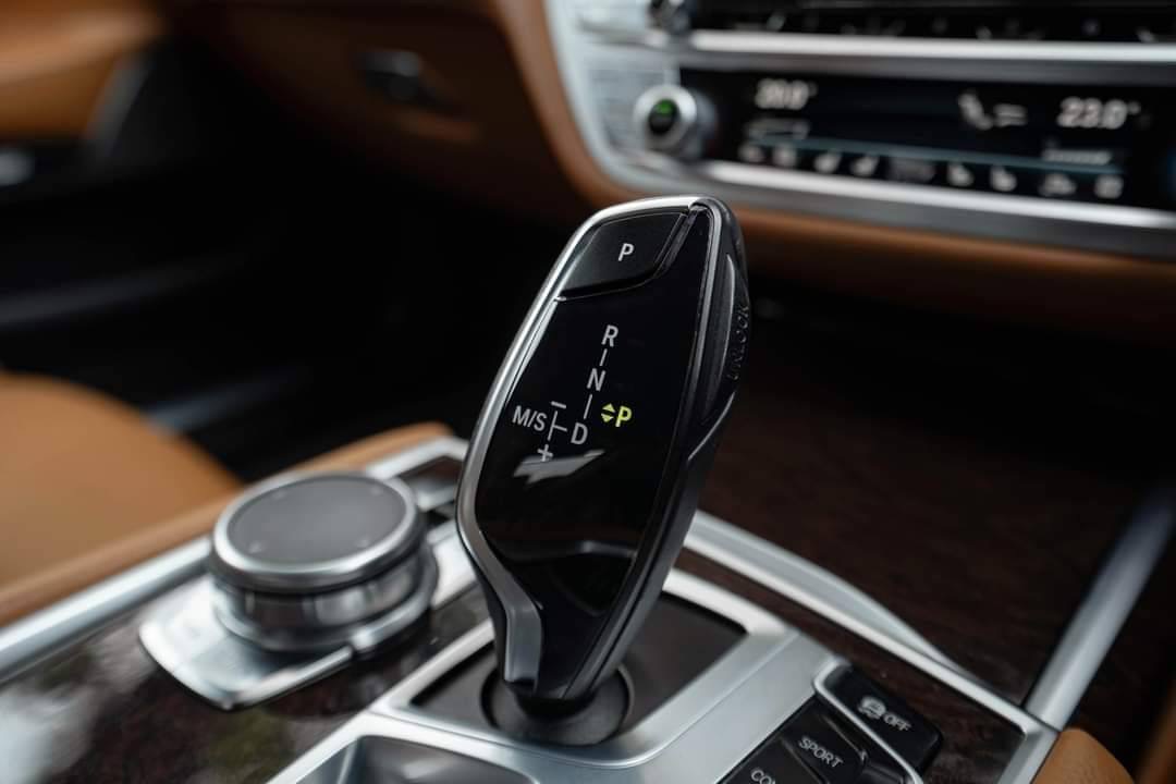 BMW 740Li Pure Excellence (G12) ปี 2016