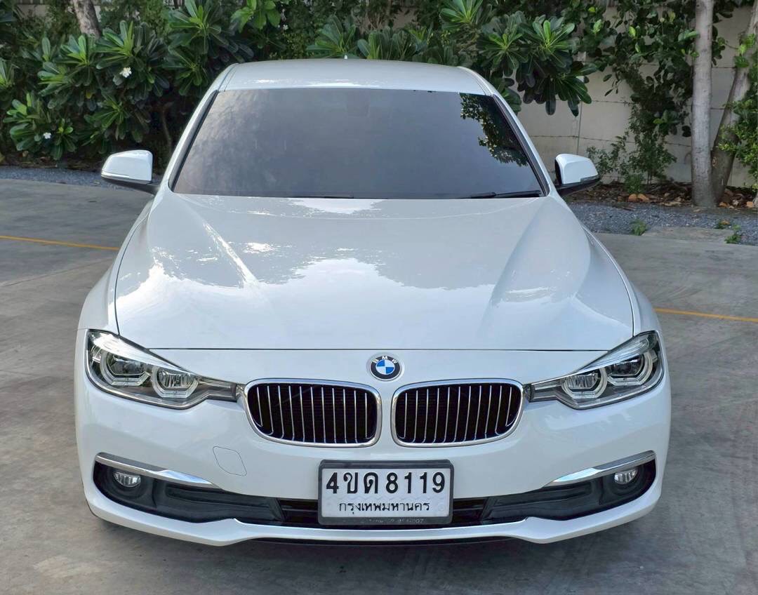BMW 320d F30 LCI ปี 2018