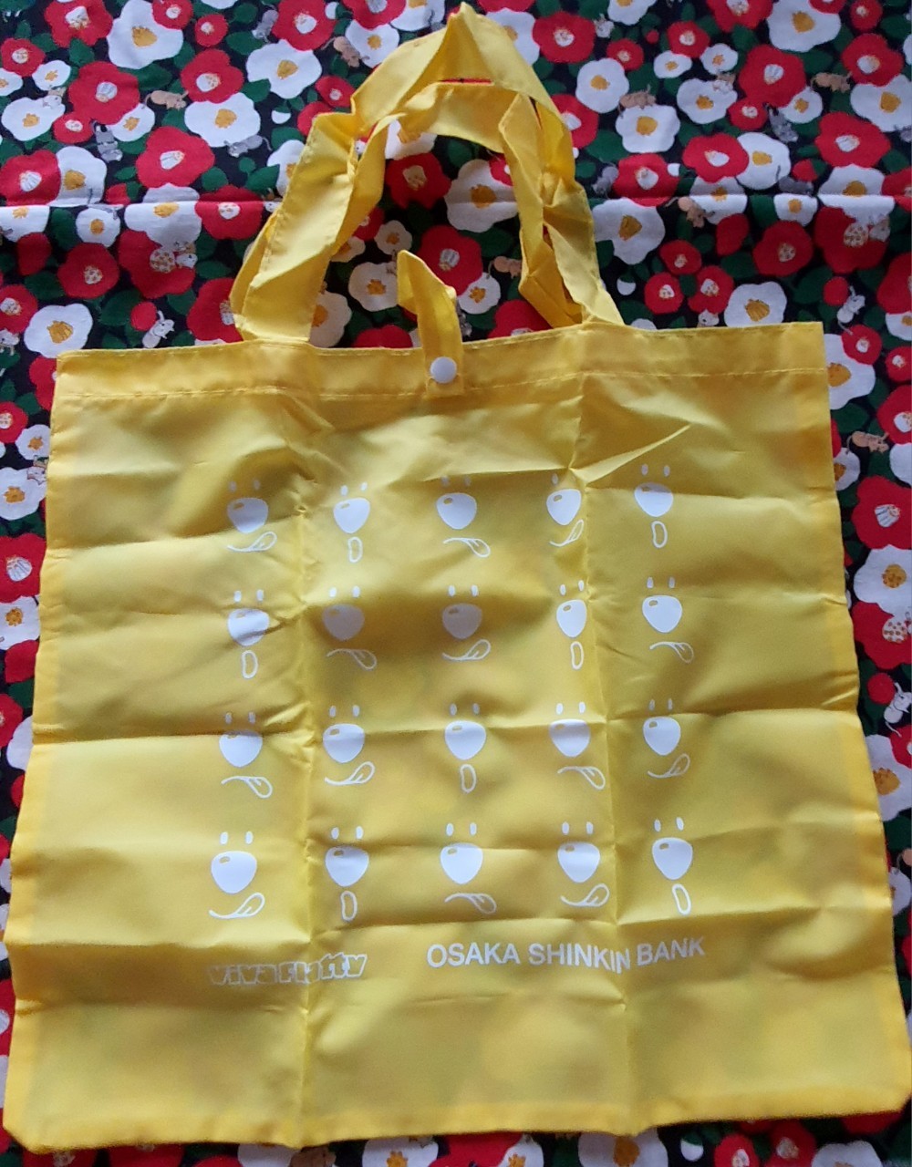 Colorful eco tote กระเป๋าลดโลกร้อน กระเป๋าผ้า shopping bag แบบพับเก็บได้ พกพาสะดวก น้ำหนักเบา Size : 37 x 37 cm