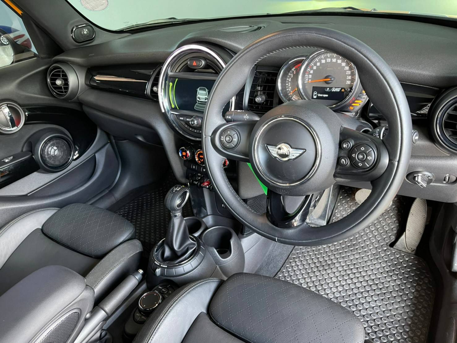 Mini Cooper S ปี 2016