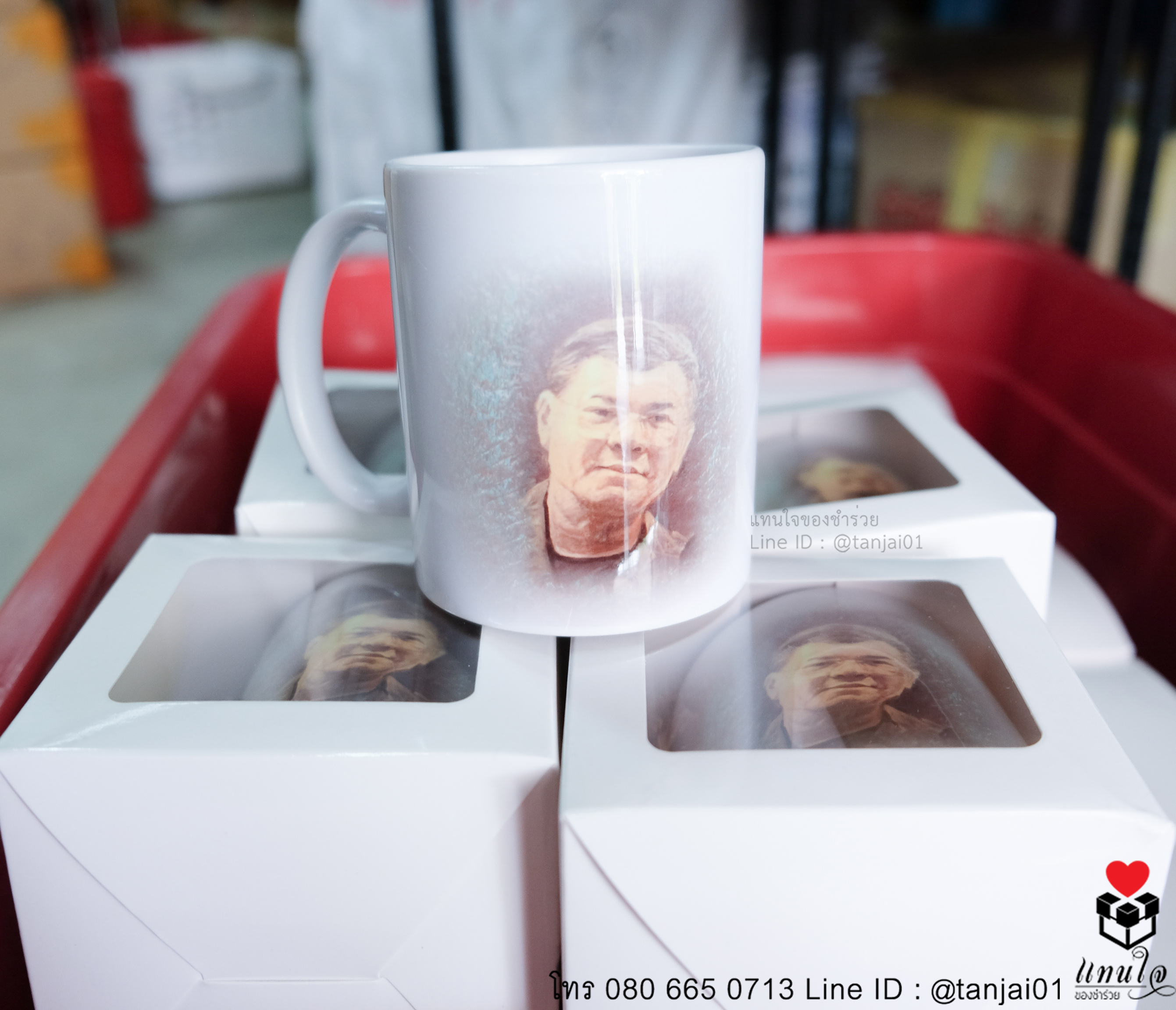 ของที่ระลึกงานเกษียณอายุราชการ ของแจกงานเกษียณอายุราชการ ของชำร่วยงานเกษียณ แก้วขาวสกรีน 02