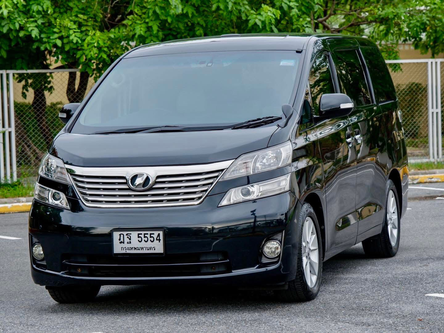Toyota Vellfire 2.4V ปี 2009