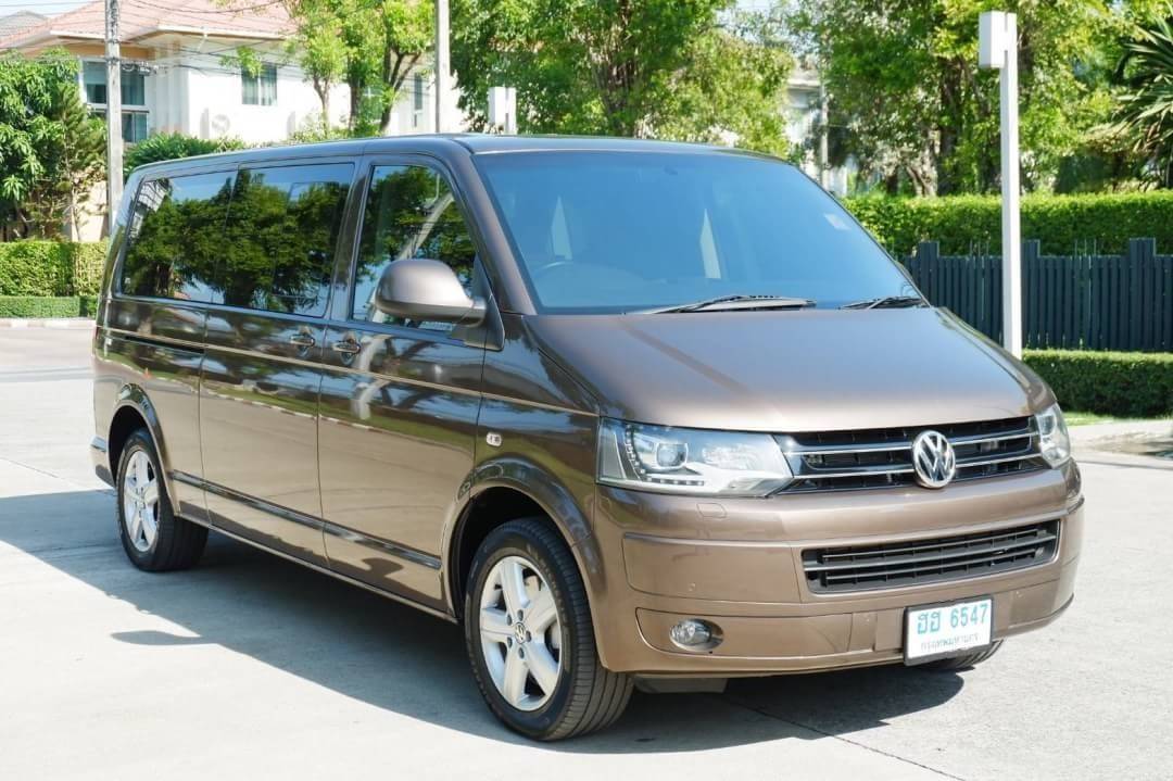 VOLK CARAVELLE 2.0 TDI BLUEMOTION ปี 2013