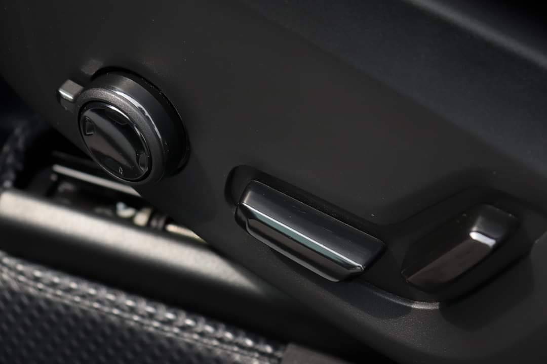 Volvo XC60 2.0 Recharge T8 Inscription 4WD SUV ปี2021