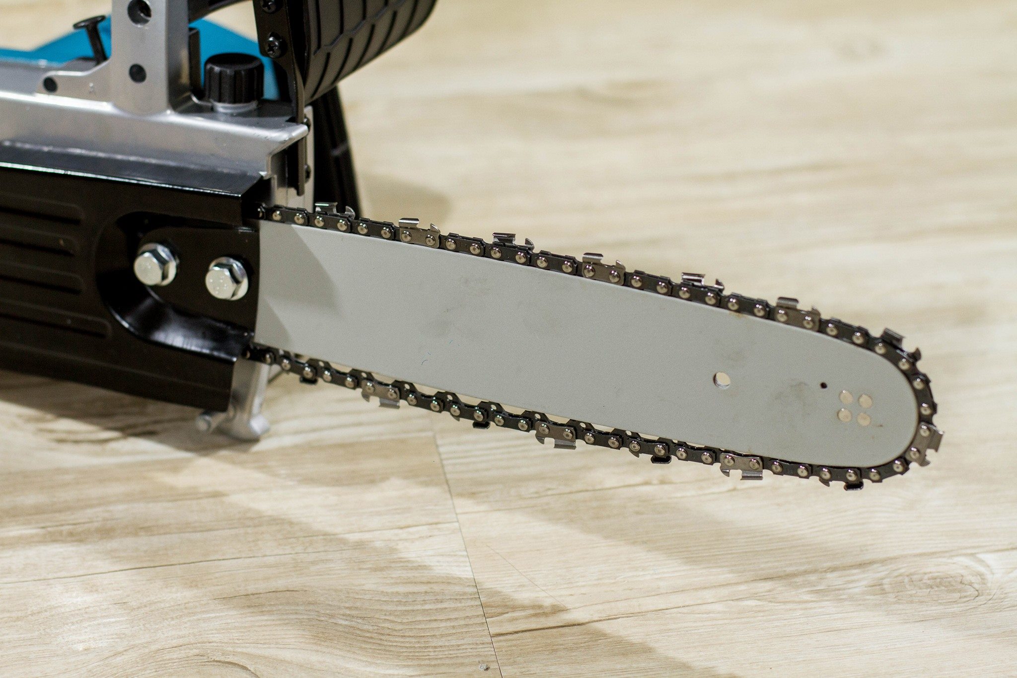 Chainsaw เลื่อยโซ่ไฟฟ้า 11.5 นิ้ว 3800w 800รอบนาที รุ่น M1L-405 พร้อมโซ่และบาร์