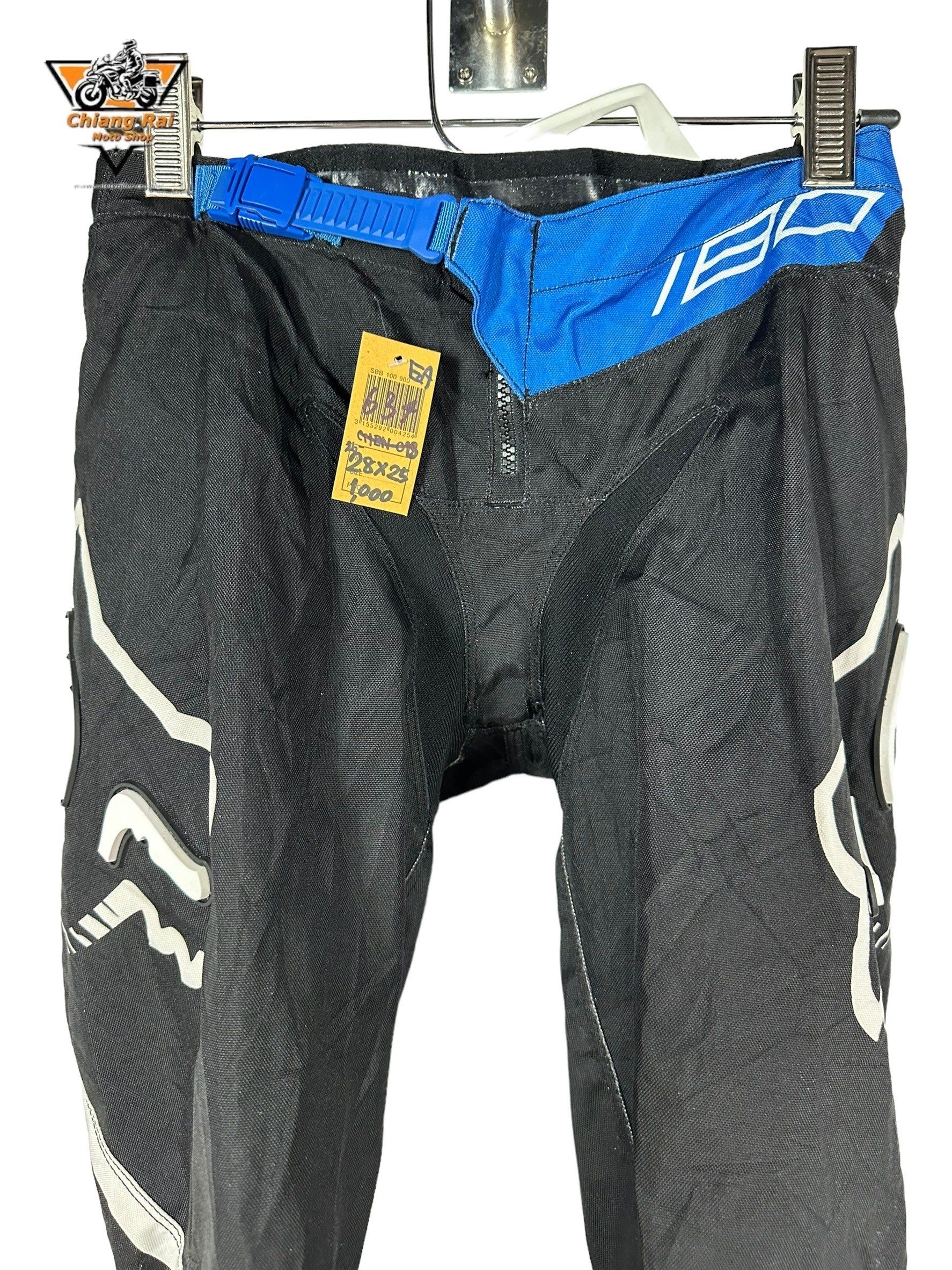 กางเกงขี่มอเตอร์ไซด์ ( มือสอง ) E&A 634: เอว 28" ยาว 25" **FOX**