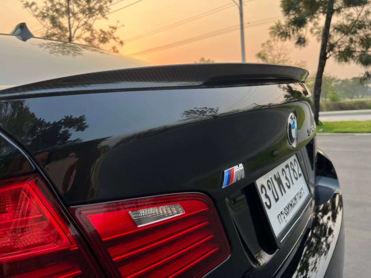 BMW 528i M Sport สีดำ Model F10 Lci ปี 2015
