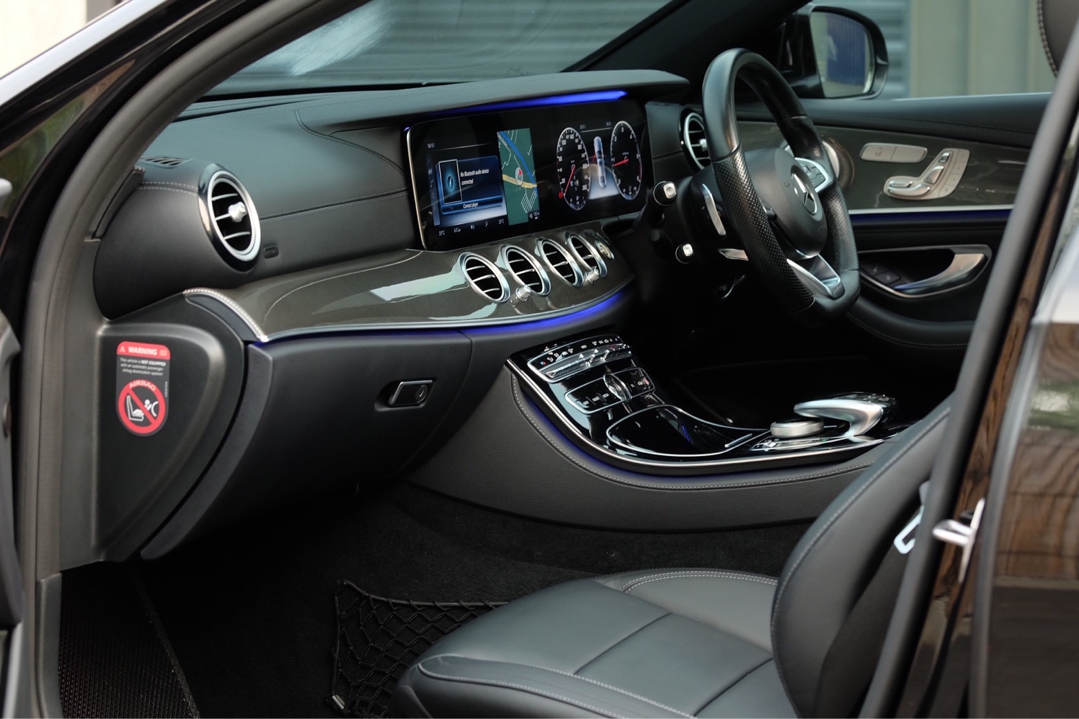 Mercedes Benz E220d AMG DYNAMIC (W213) ปี 2017