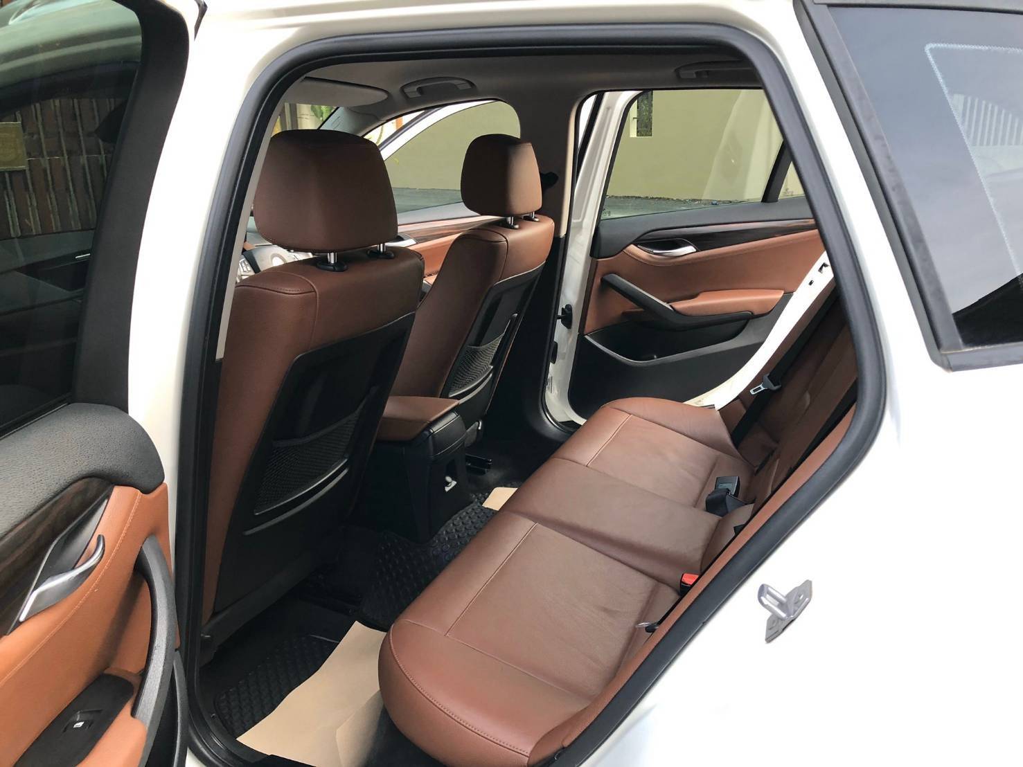 BMW X1 Sdrive18i Highline 2.0 ปี 2013