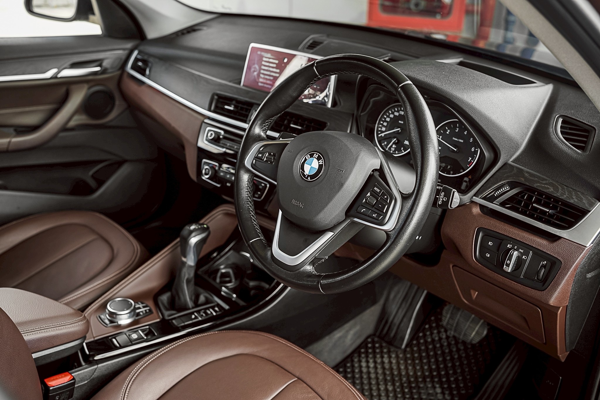 BMW X1 sDrive18i Xline ปี 2017