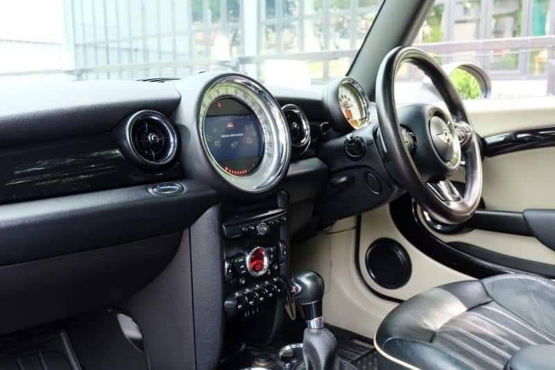 Mini Cooper S R56 LCi ปี2011