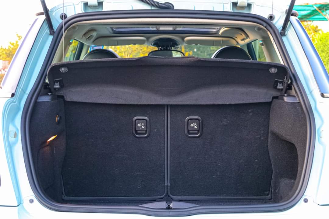 Mini Cooper S R56 Look 2 LCI ปี2014