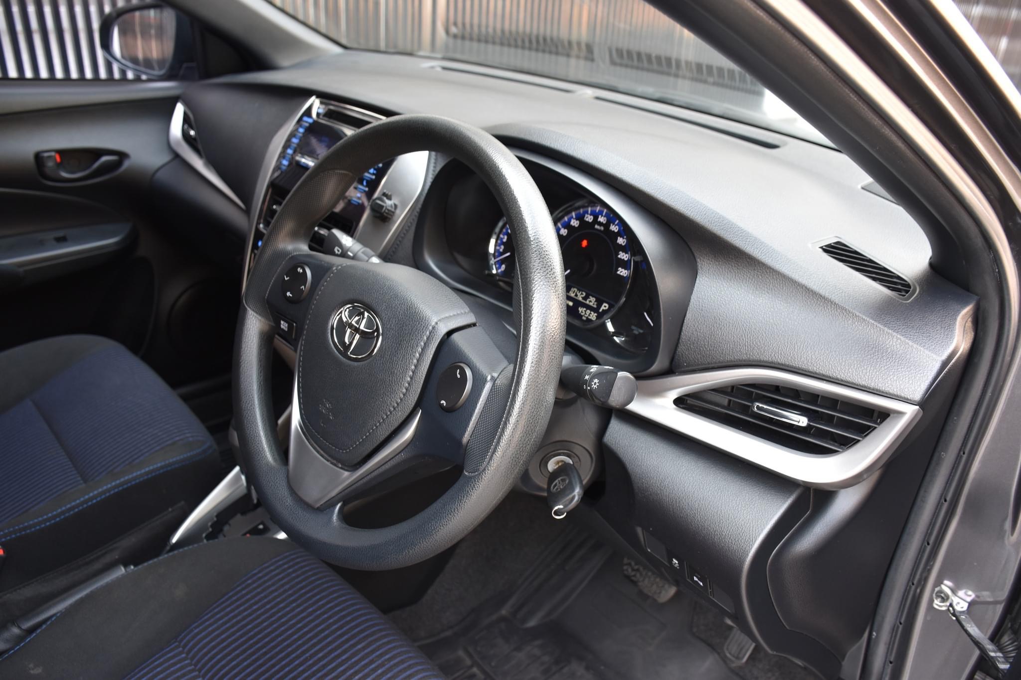 Toyota YARIS 1.2E ปี2018