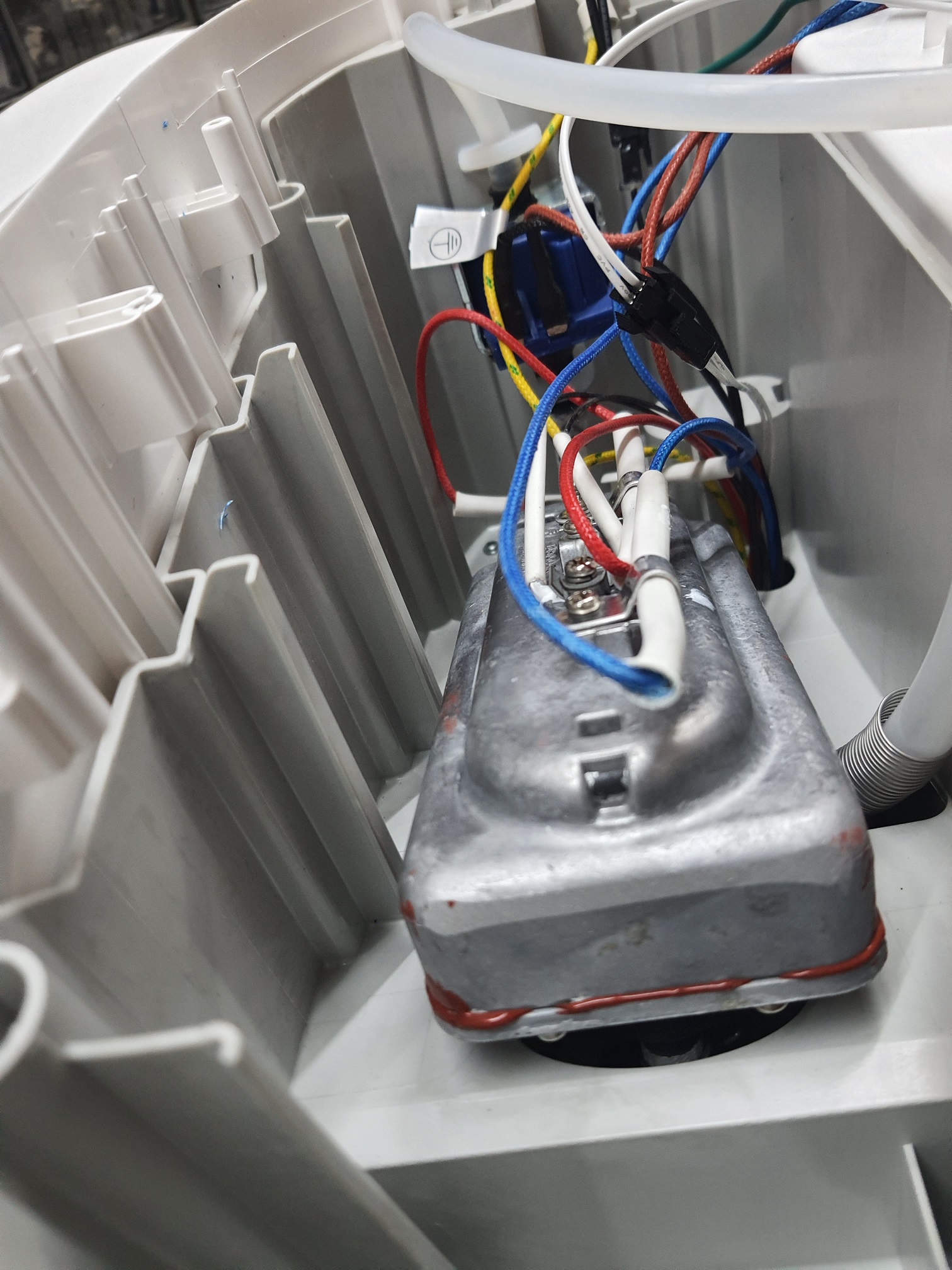 ซ่อมเครื่องรีดไอน้ำถนอมผ้า ยี่ห้อ XIAOMI รุ่น ZYGTJ01KL