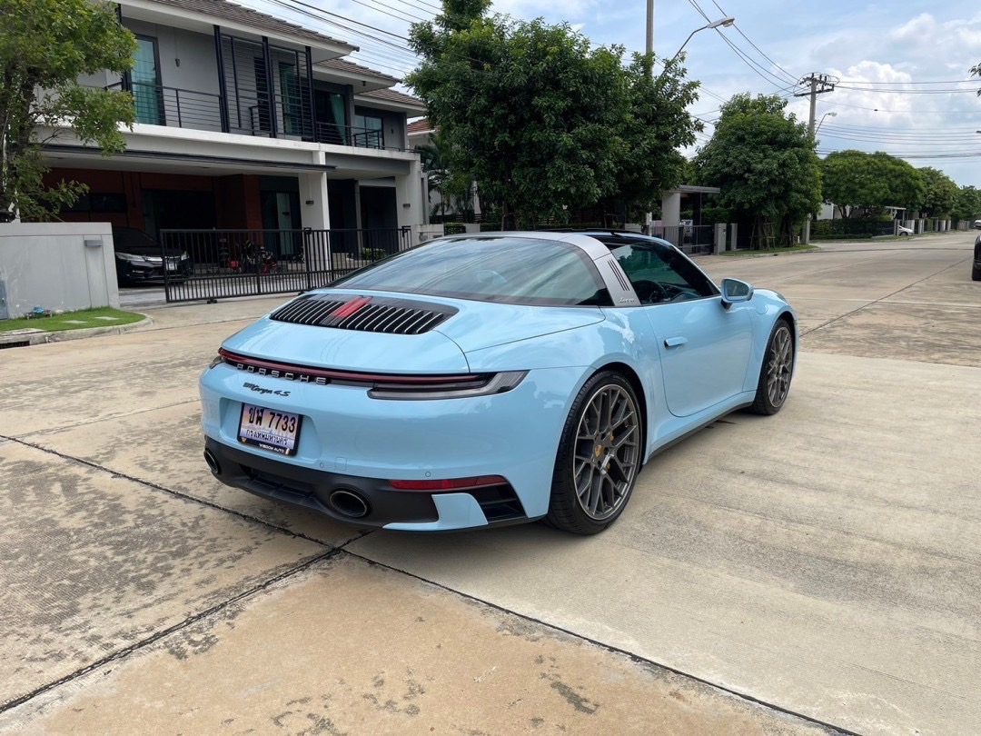 Porsche 911/992 Targa 4S สีพิเศษ CUSTOM COLOUR BLUE PASTEL (GULF BLUE) ปี 2021