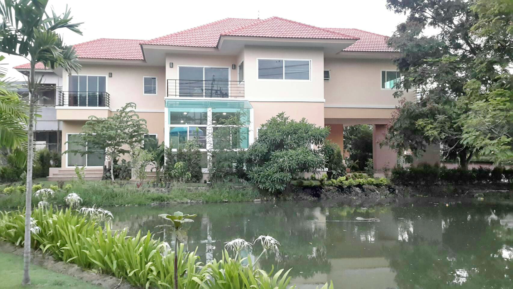 Windmill summit Lakeside , Bangna Km10