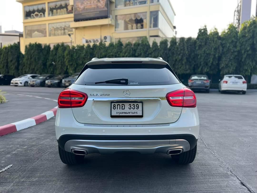 Mercedes BENZ GLA200 ปี 2016