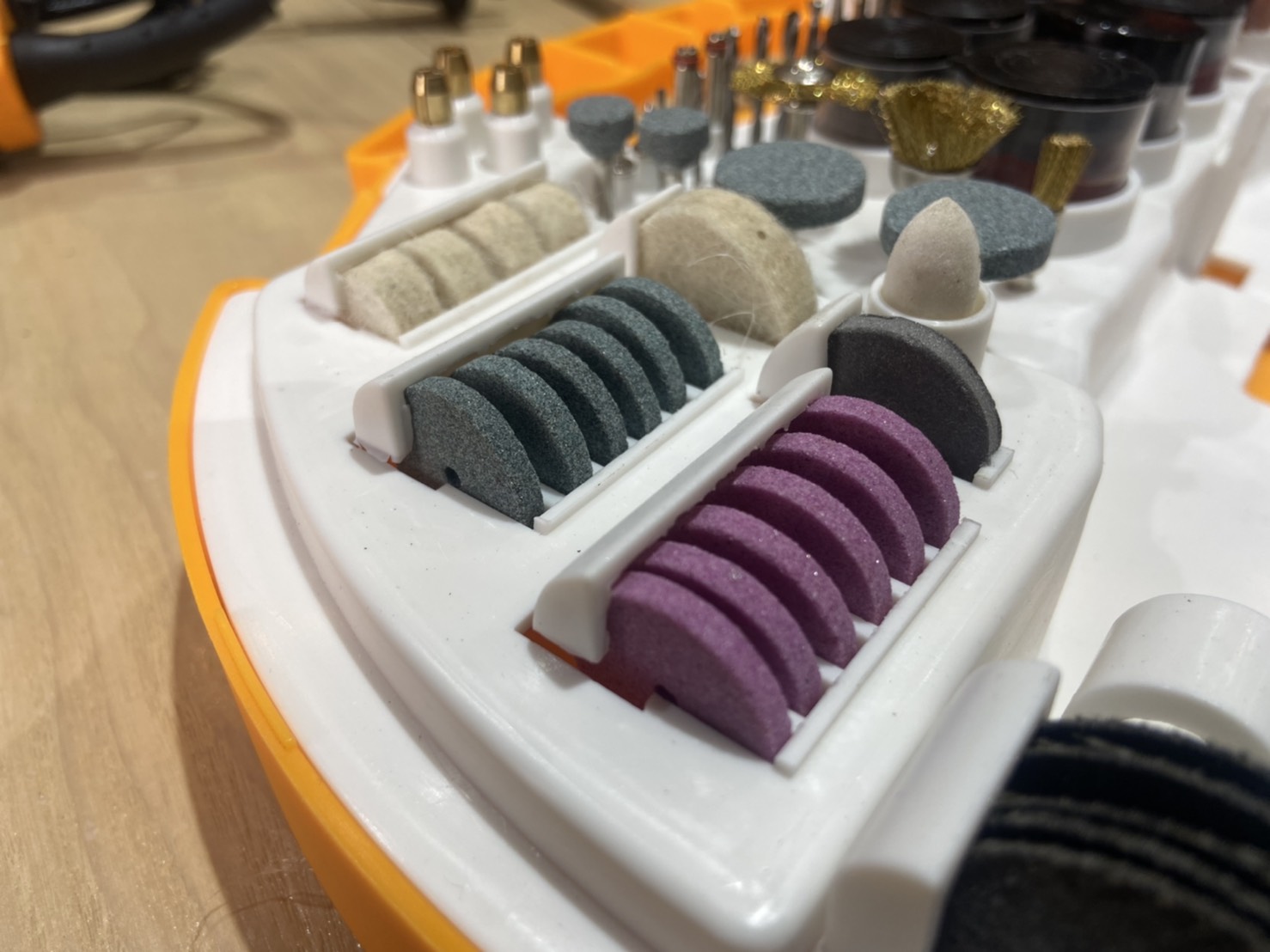 BERALA เครื่องเจียร์สายอ่อน BERALA BL-6031