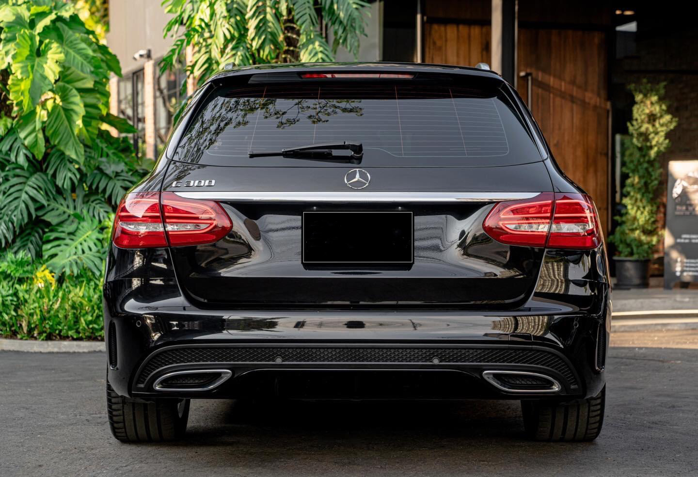 Mercedes-Benz C300 Estate AMG Bluetec Hybrid ปี 2016