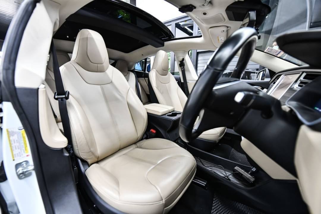 TESLA MODEL S P85D ปี 2015