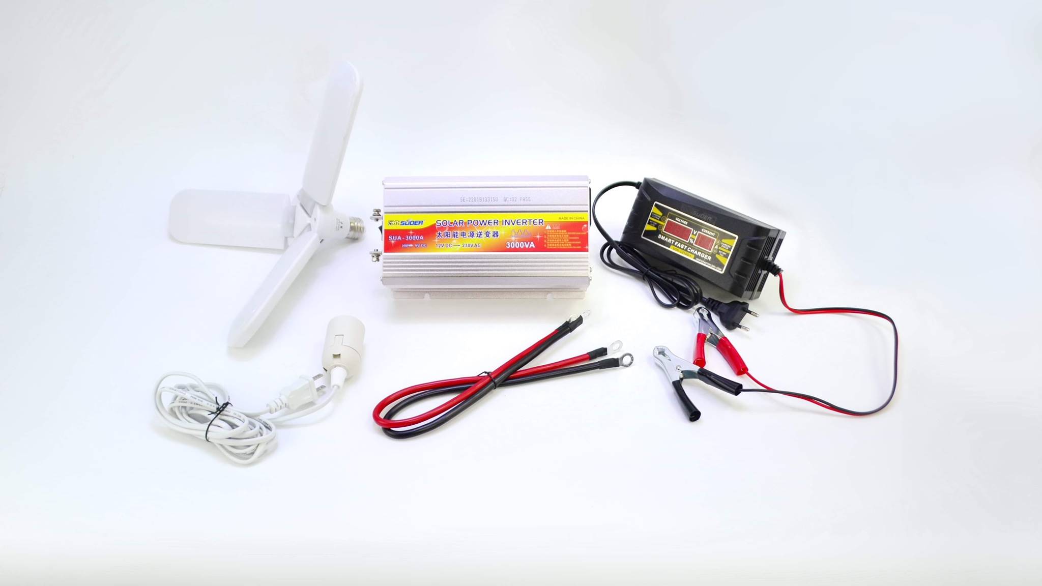 อินเวอร์เตอร์ แปลงไฟ 12V เป็น 220V ขนาด 3,000W ยี่ห้อ SUOER