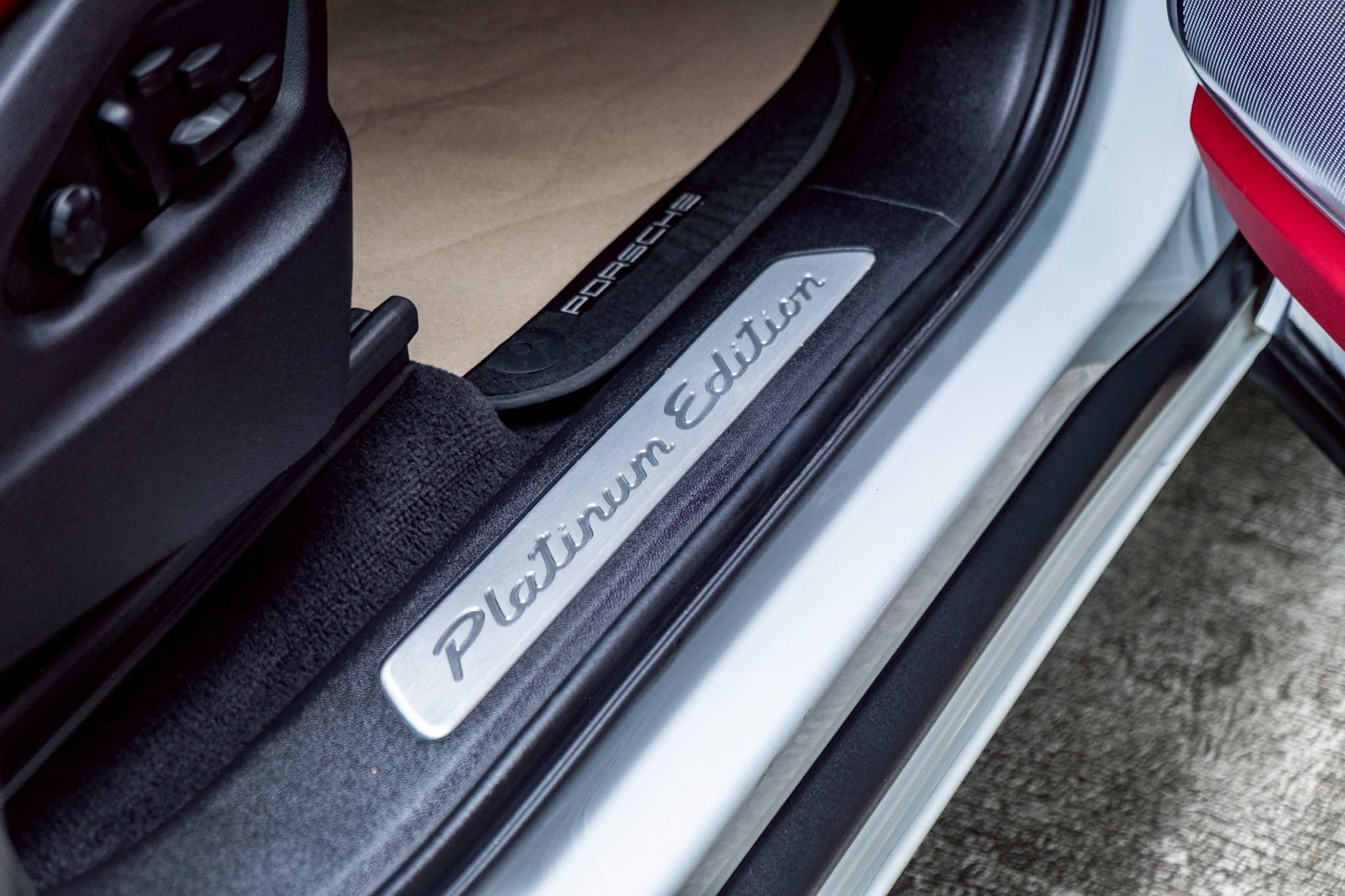 Porsche Cayenne Coupe ปี 2024