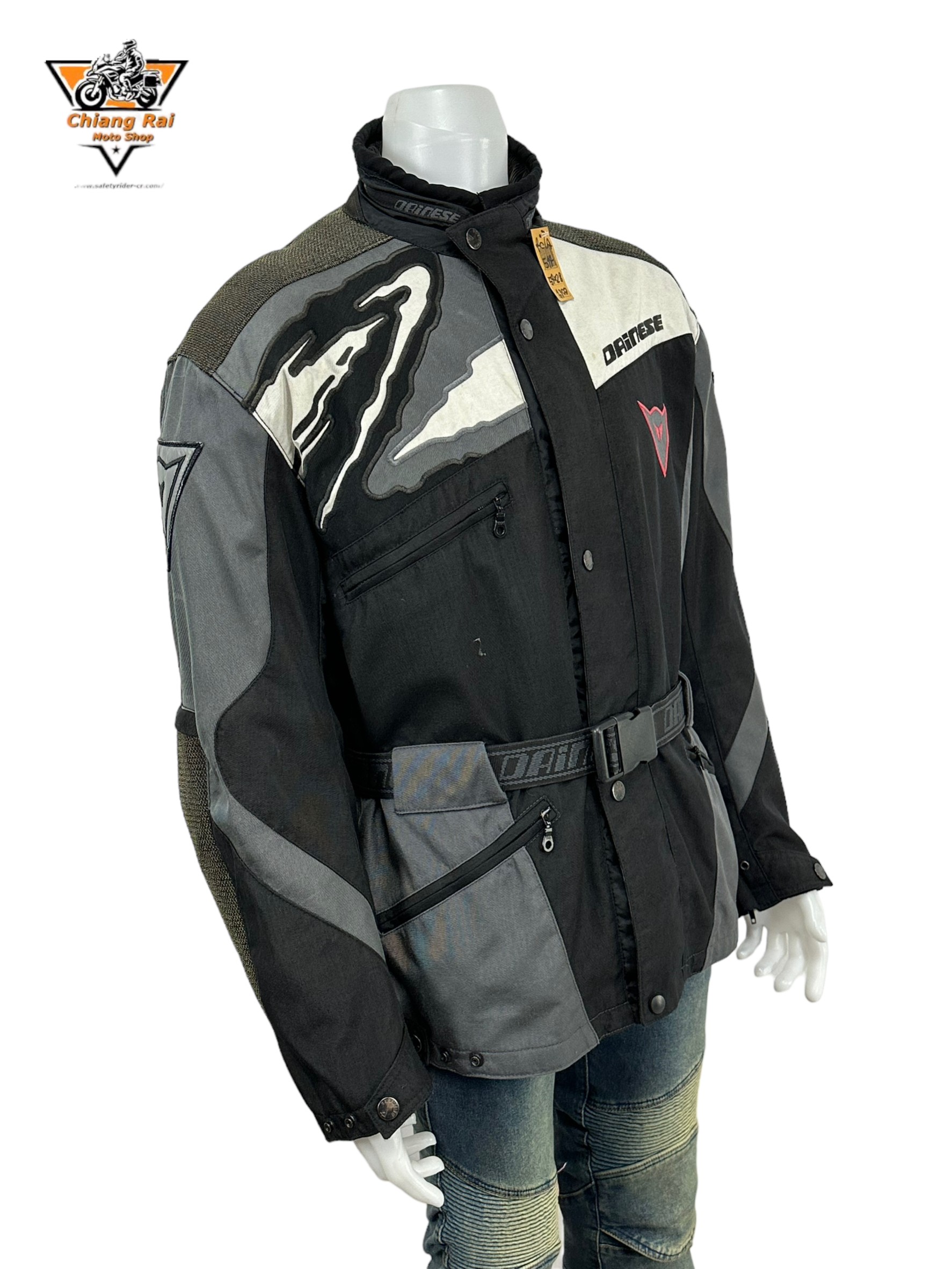 เสื้อขี่มอเตอร์ไซด์( มือสอง) RCTA 514: อก 54" ยาว 28" (2XL) **dainese**