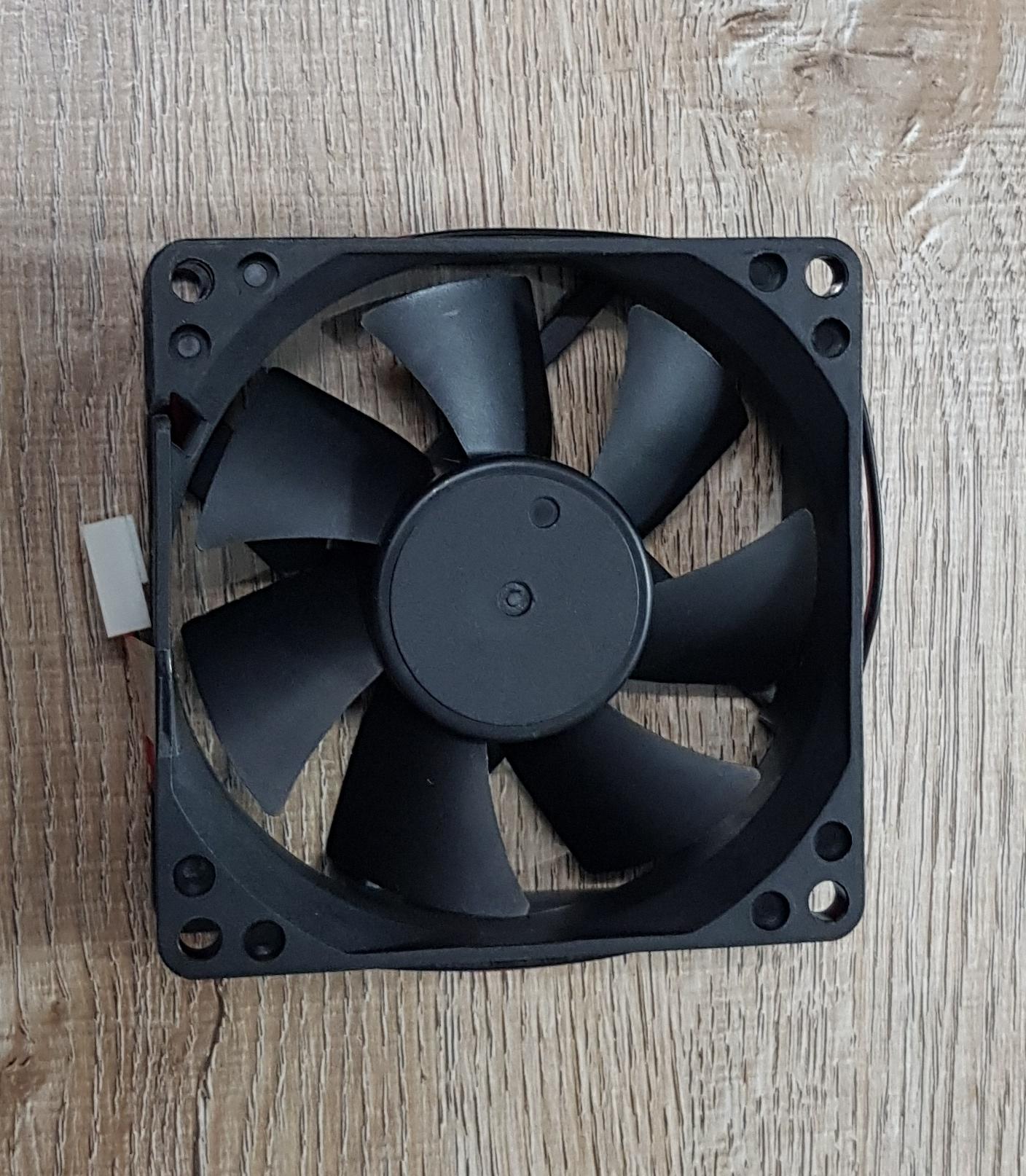 พัดลมระบายความร้อน 24VDC 80x80x25mm