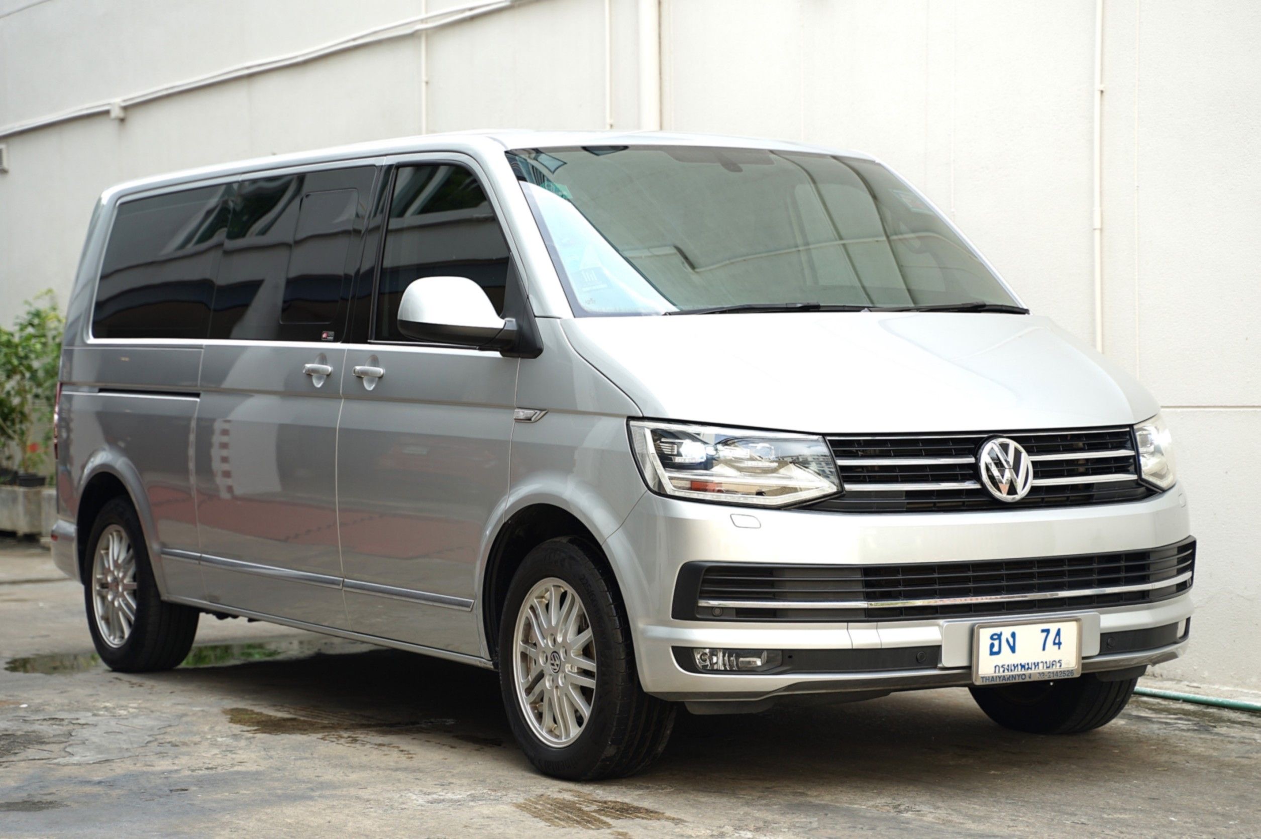 Volkswagen Caravelle Comfortline 2 T6 ปี 2017