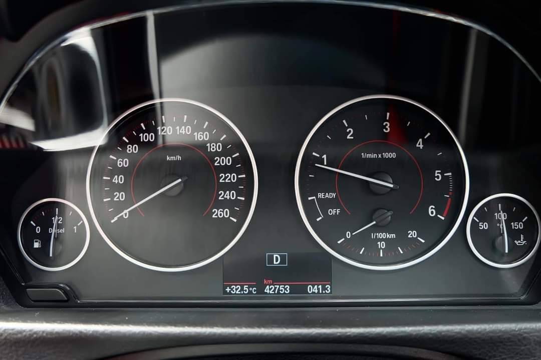 Bmw F30 320D LCI M Performance ปี 2017