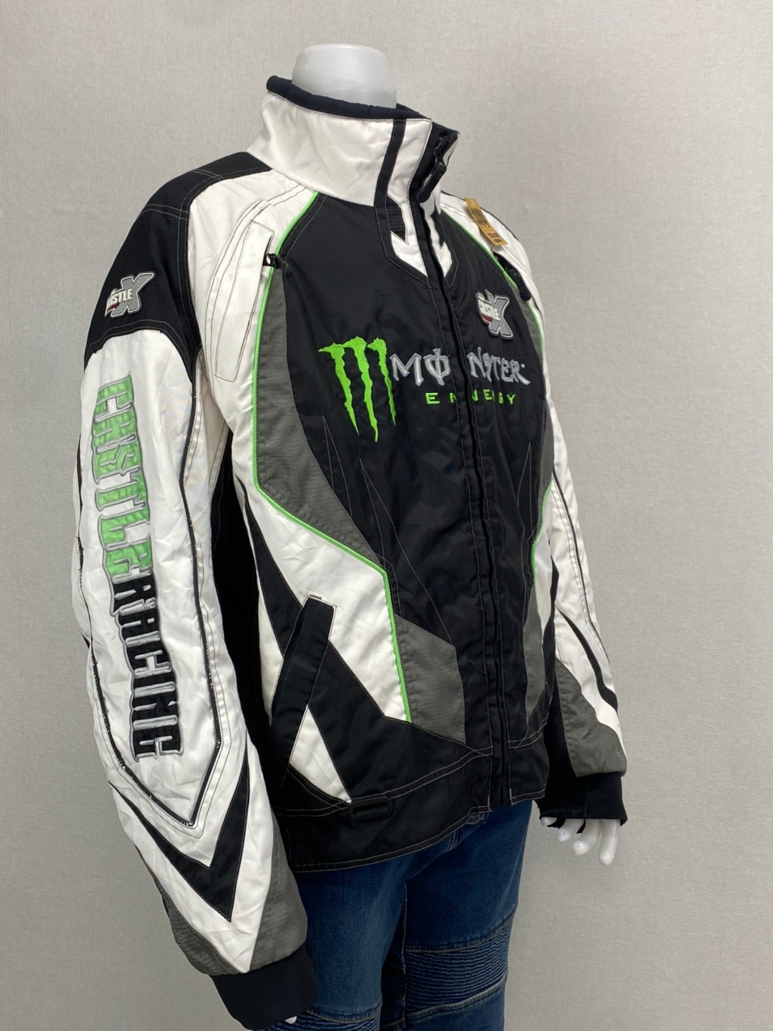 เสื้อขี่มอเตอร์ไซด์( มือสอง) RCS 953: อก 52" ยาว 28" **CASTLE** (ไม่มีการ์ด)