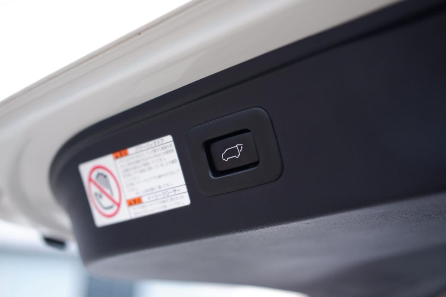 TOYOTA Alphard 2.5 SC Package Topสุด ปี 2023