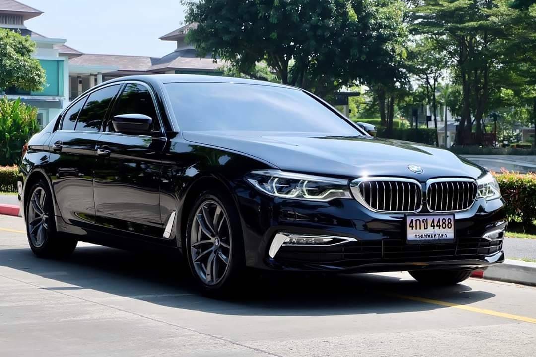Bmw Series 5 G30 520D ปี 2017